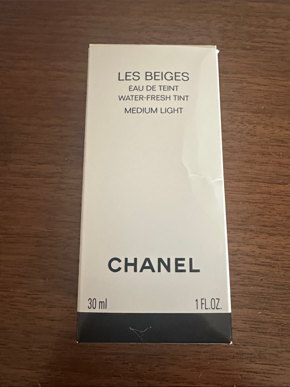 Chanel Les Beiges Eau De Tent Water Fresh Tunt, medium light, 1oz, BNIB